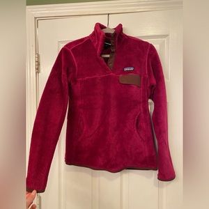 Patagonia Women’s pull-over (m)